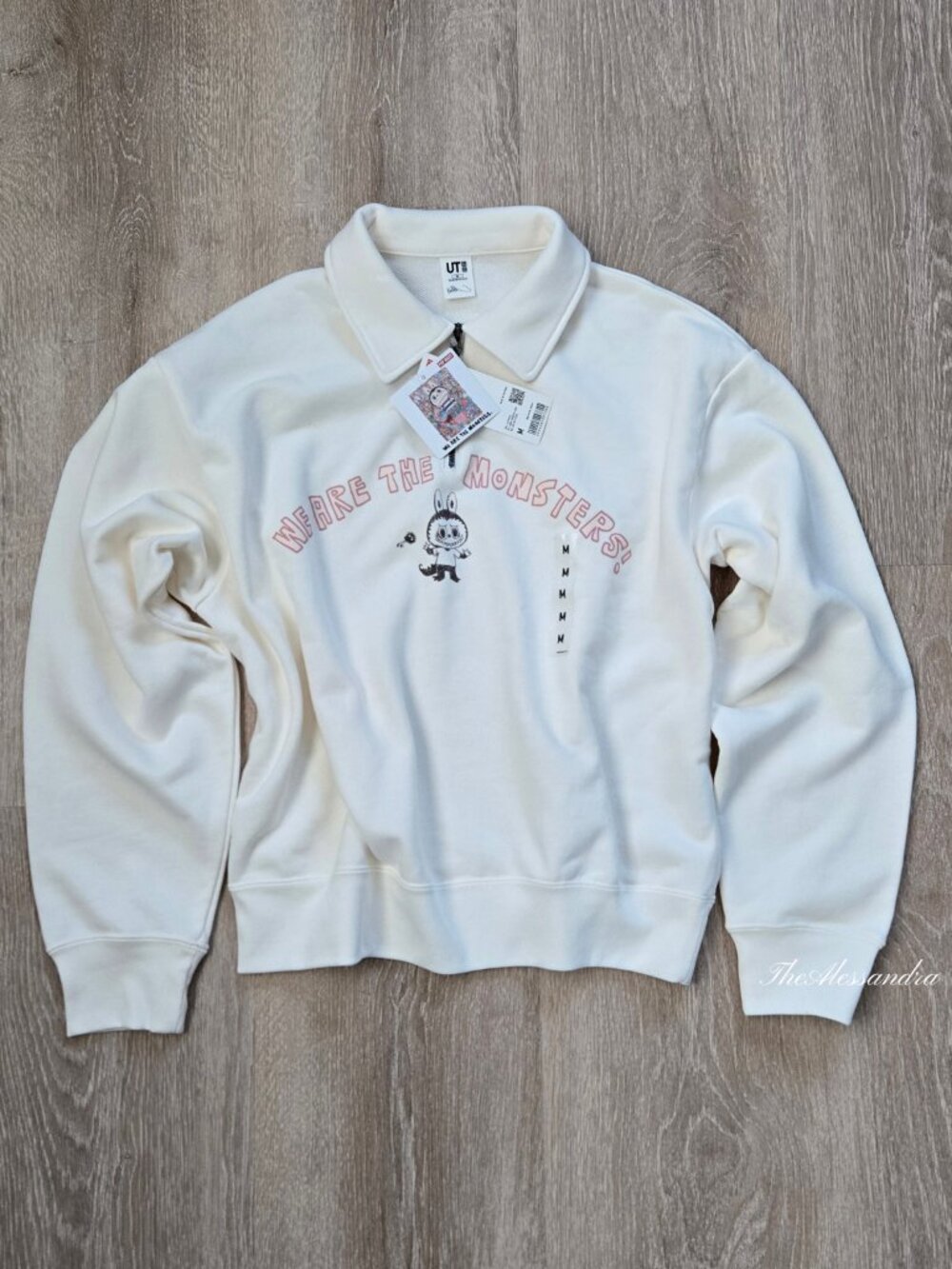 Uniqlo x POP MART LABUBU Half Zip Sweatshirt White Medium New With Tags Rare